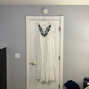 Crown & Ivy Maxi Dress. Size 3X.